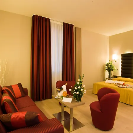 Hotel Cosmopolitan Bologna-3